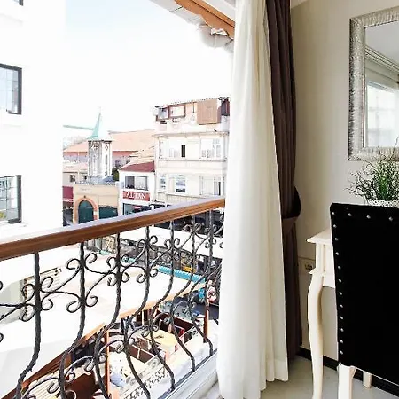 The House Next To Otel 5*