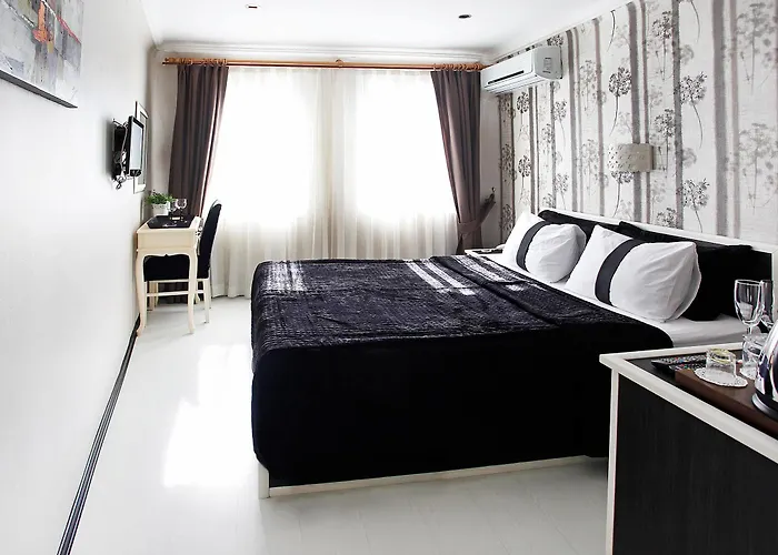 The House Next To 5*