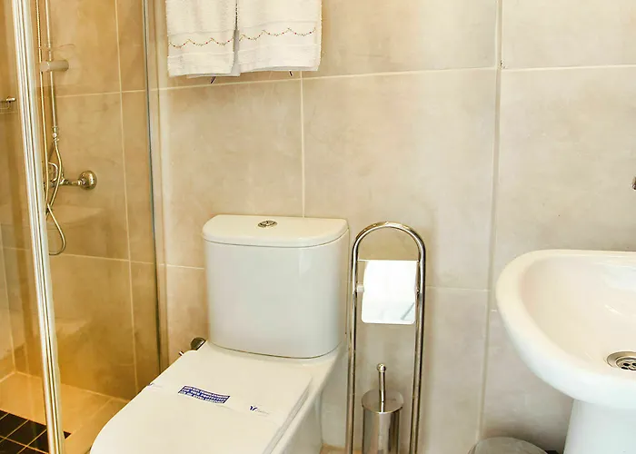 The House Next To Hotell 5*